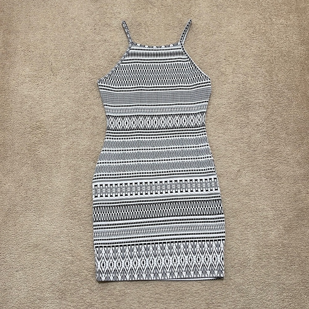 Black and White Printed Bodycon Dress Size XS